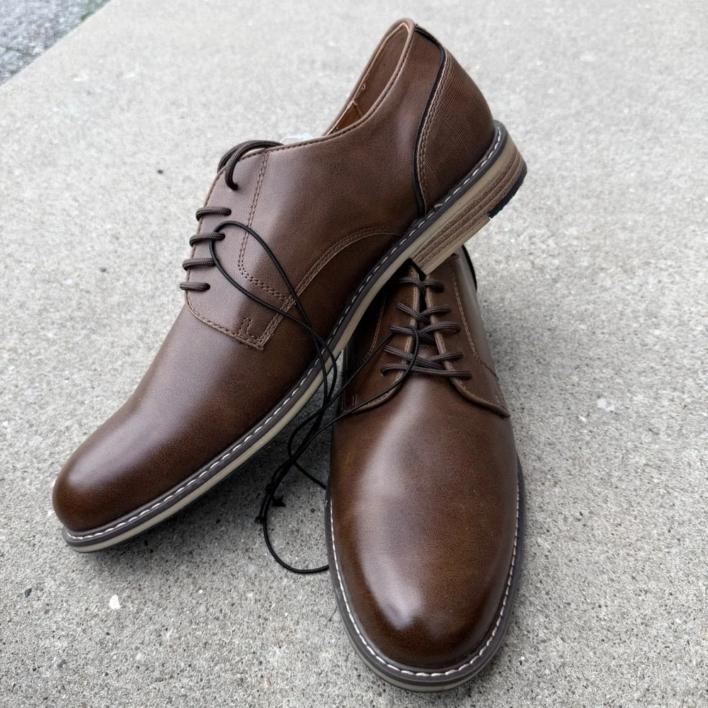 J. Ferrar Mens Cognac Brown Derby Dress Shoes Memory Foam 13M NEW